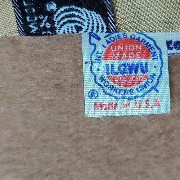 Harve Bernard Tan Cashmere Wool Button Front Coat Union Made Womens 6 Timeless - Picture 11 of 16